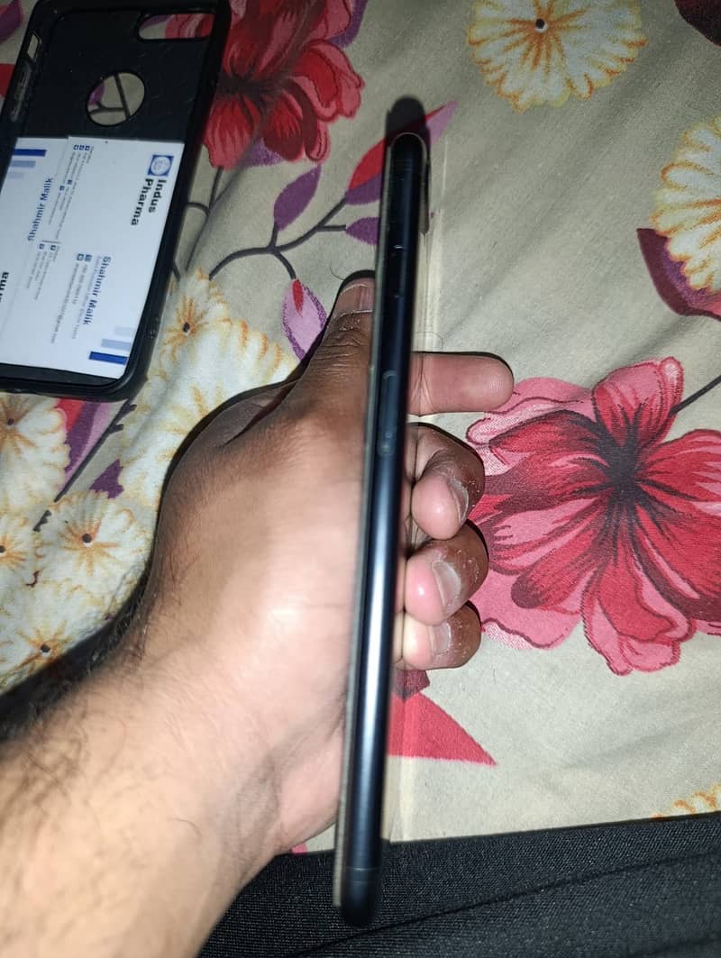 Apple iPhone 7 Plus 4
