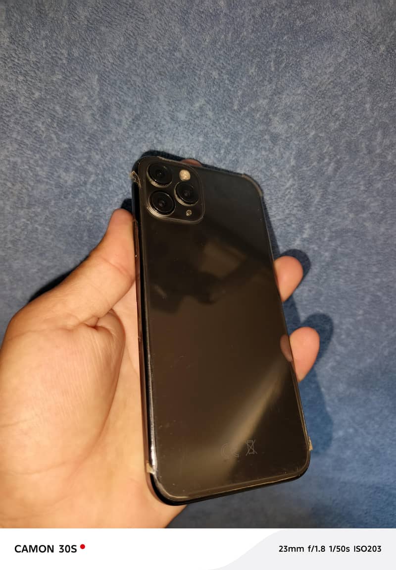 Apple iPhone 11 Pro 1