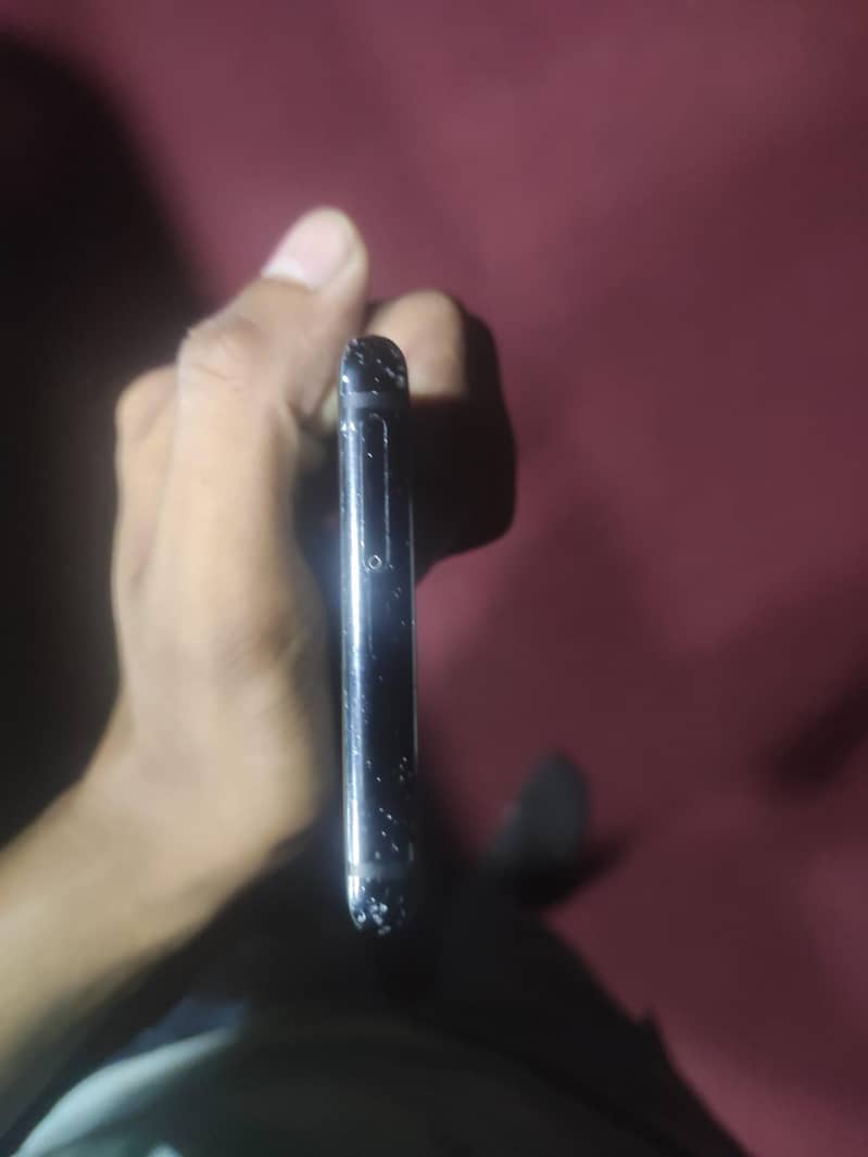 Samsung Mobile Note 8 4