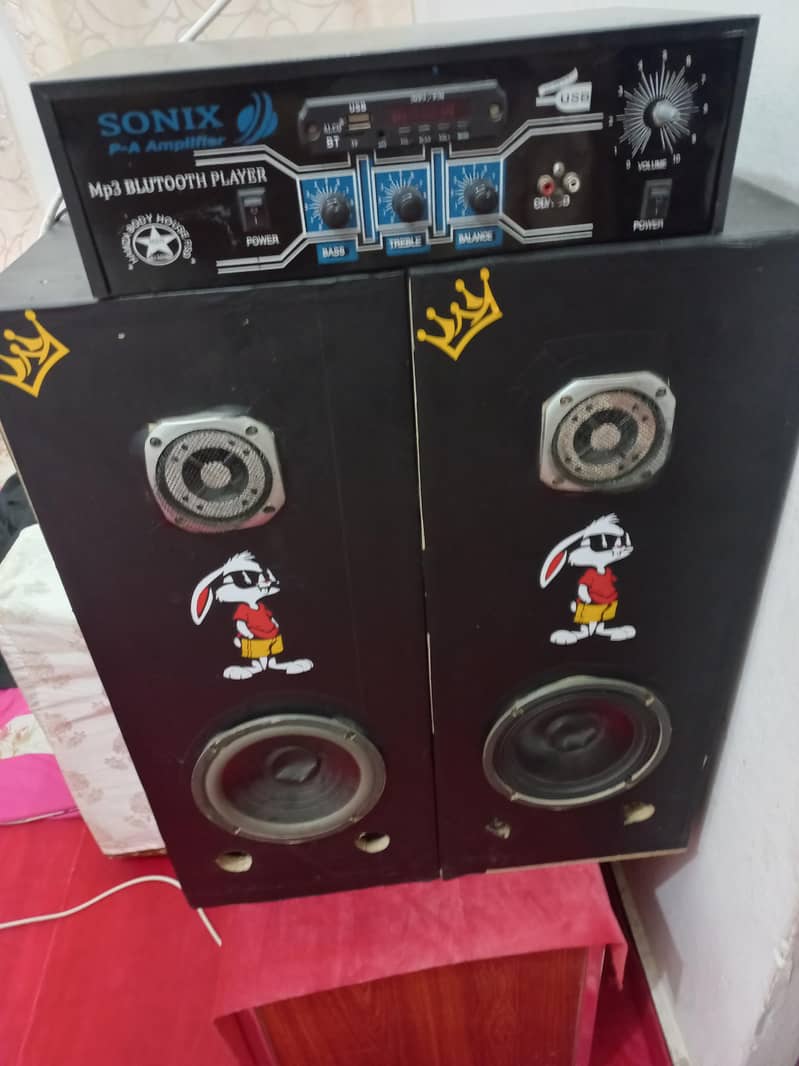 kit with speaker 1