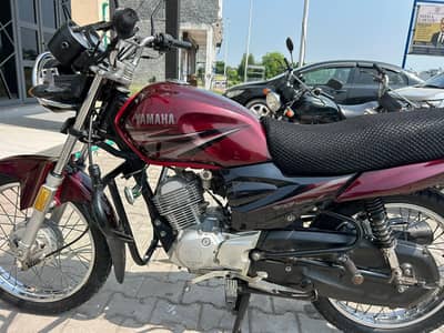 YAHAMA YB125Z
