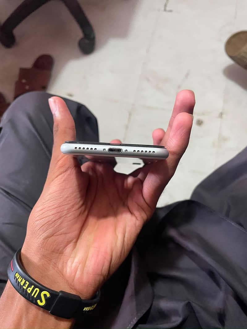 Apple iPhone SE 2