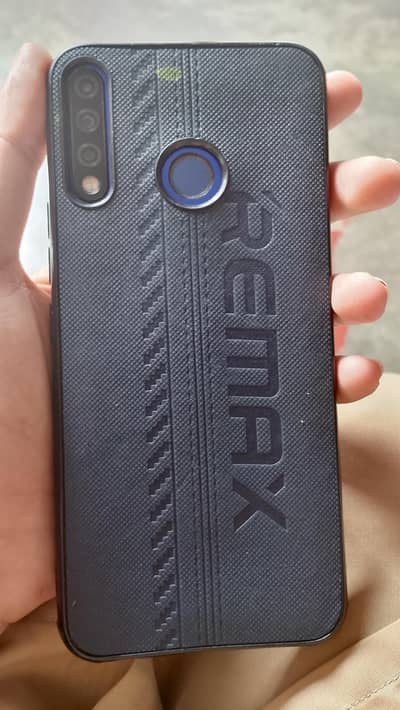 Tecno Spark 4
