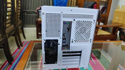 Gaming PC White