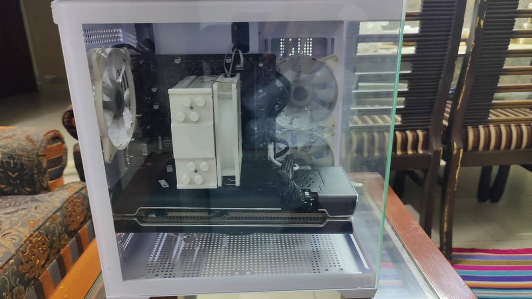 Gaming PC White 2