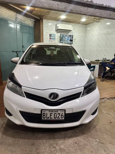 Toyota Vitz 2012