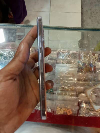 OPPO Reno12 F