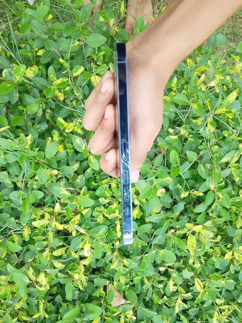 Apple iPhone 13 Pro Max 7
