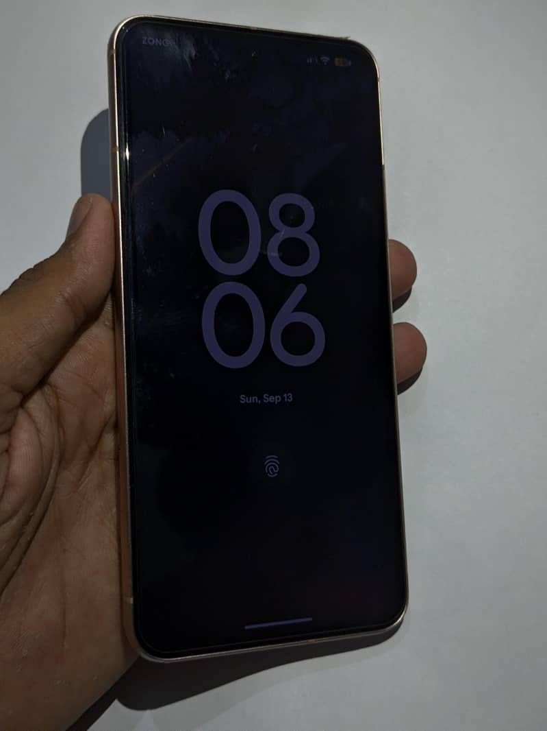 Google Pixel 8 2