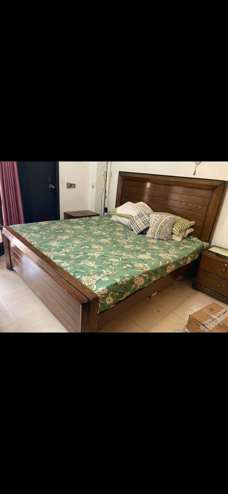 Double bed with side tabel,Dressing 1