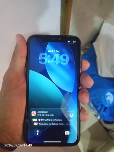 Apple iPhone 11