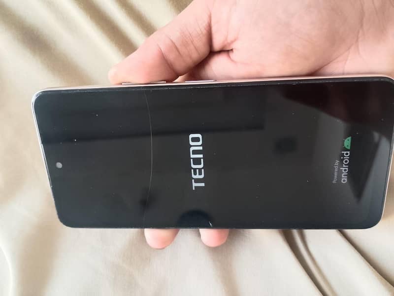Tecno CAMON 18T 1