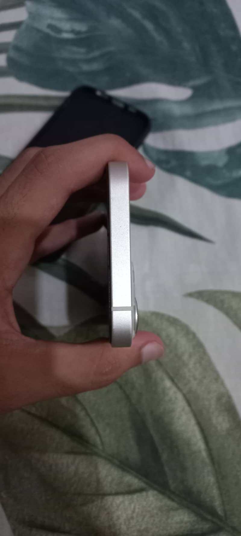 Apple iPhone 13 3