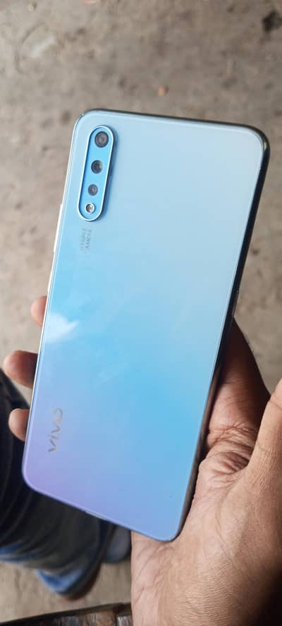 Vivo S1