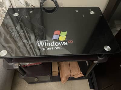 Computer table