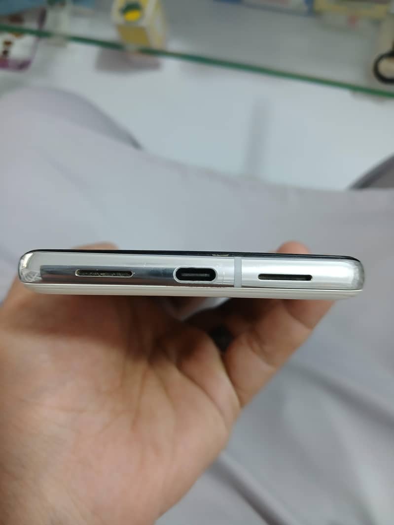 Google Pixel 7 Pro 2