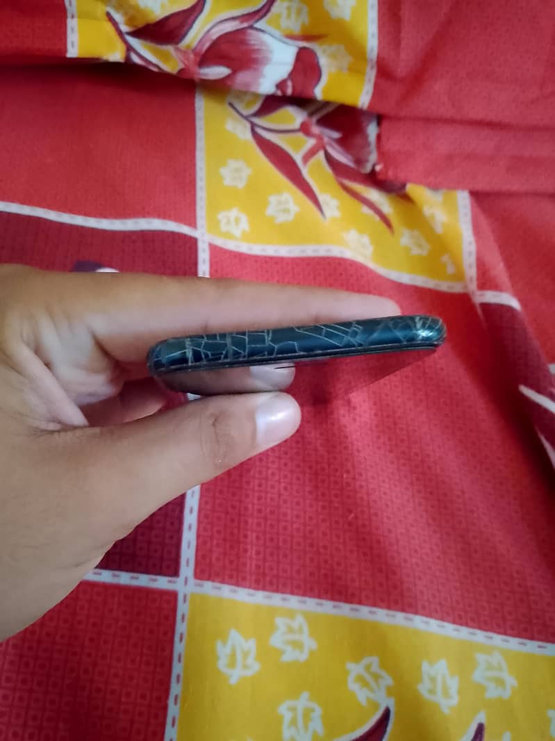 Apple iPhone SE 3rd generation 3