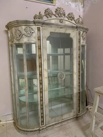 glass and wooden divider