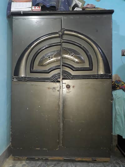 Almari For Sale Only 12k