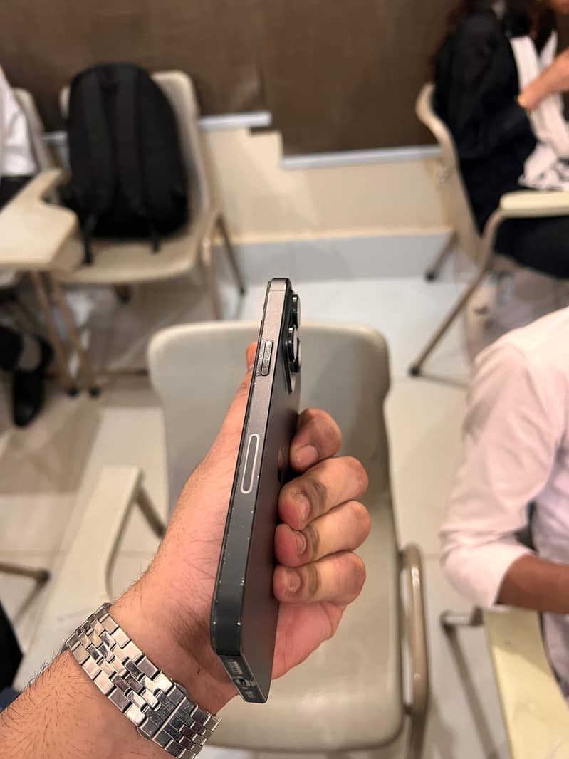Apple iPhone 14 Pro Max 1