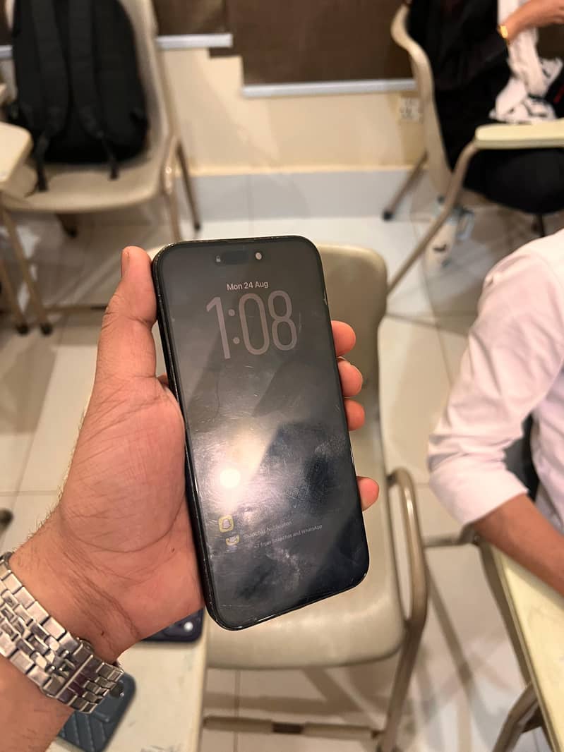 Apple iPhone 14 Pro Max 4