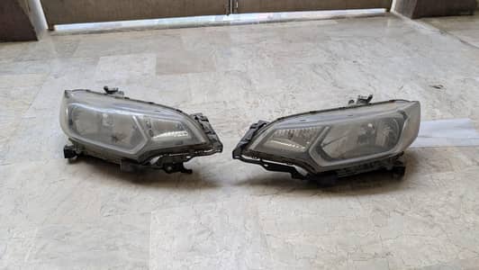 OEM Honda Fit GP5 / GK3 (2014 - 2018) Halogen Headlights (Pair)