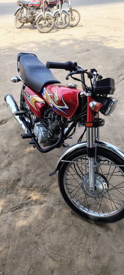 Honda 125  20 model condition all ok