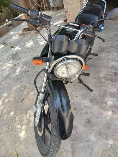 Yamaha ybr 125g