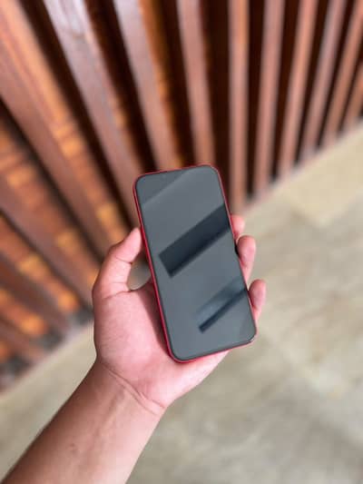 Apple iPhone 13.  GB 128