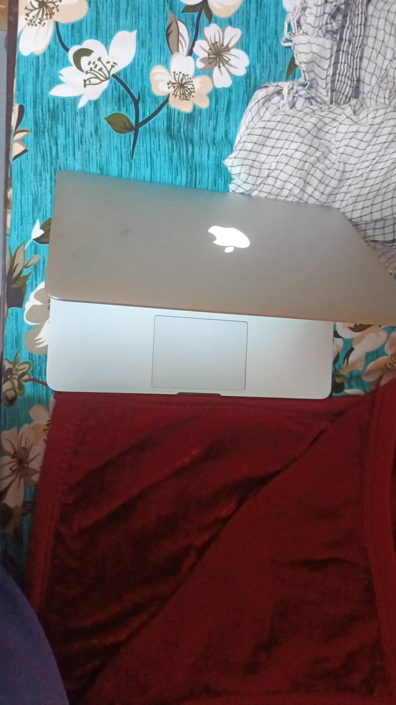 Macbook Pro 2015 0