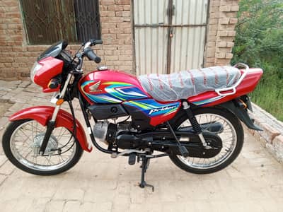 Honda 100 model 2025