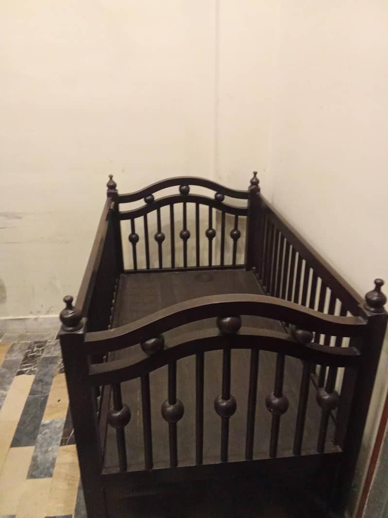 Baby Cot 2