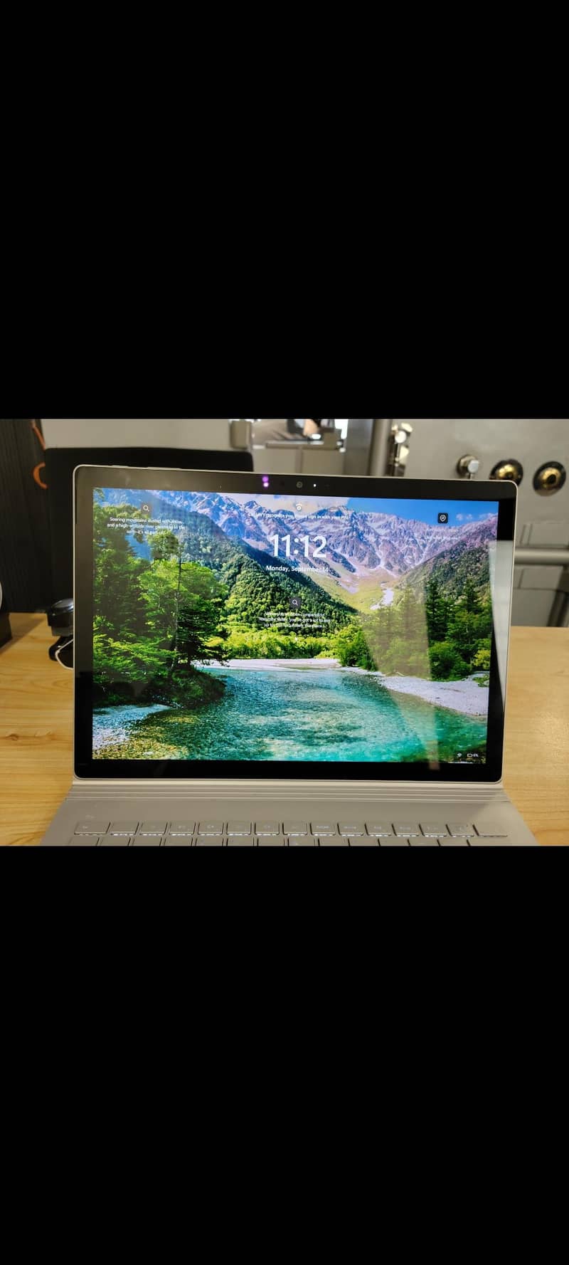 Microsoft Surface book 2 - Touch - Tab - i7 8th gen 3