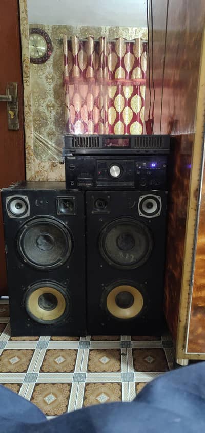speakers