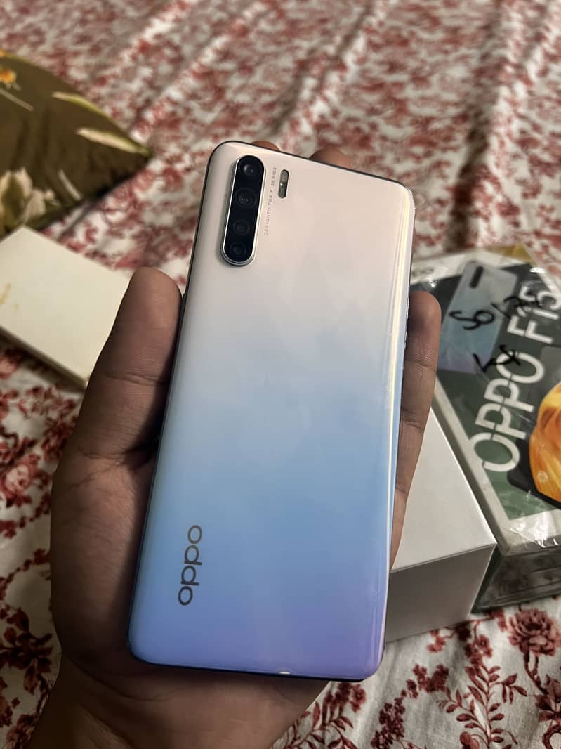 OPPO F15 1