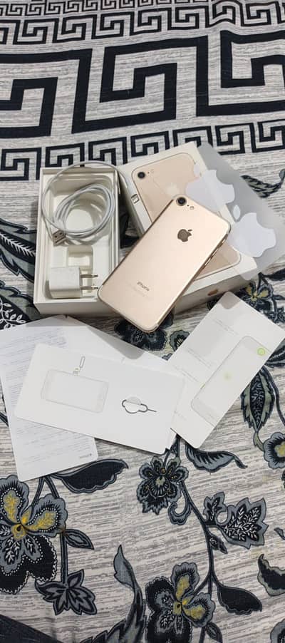 Apple iPhone 7