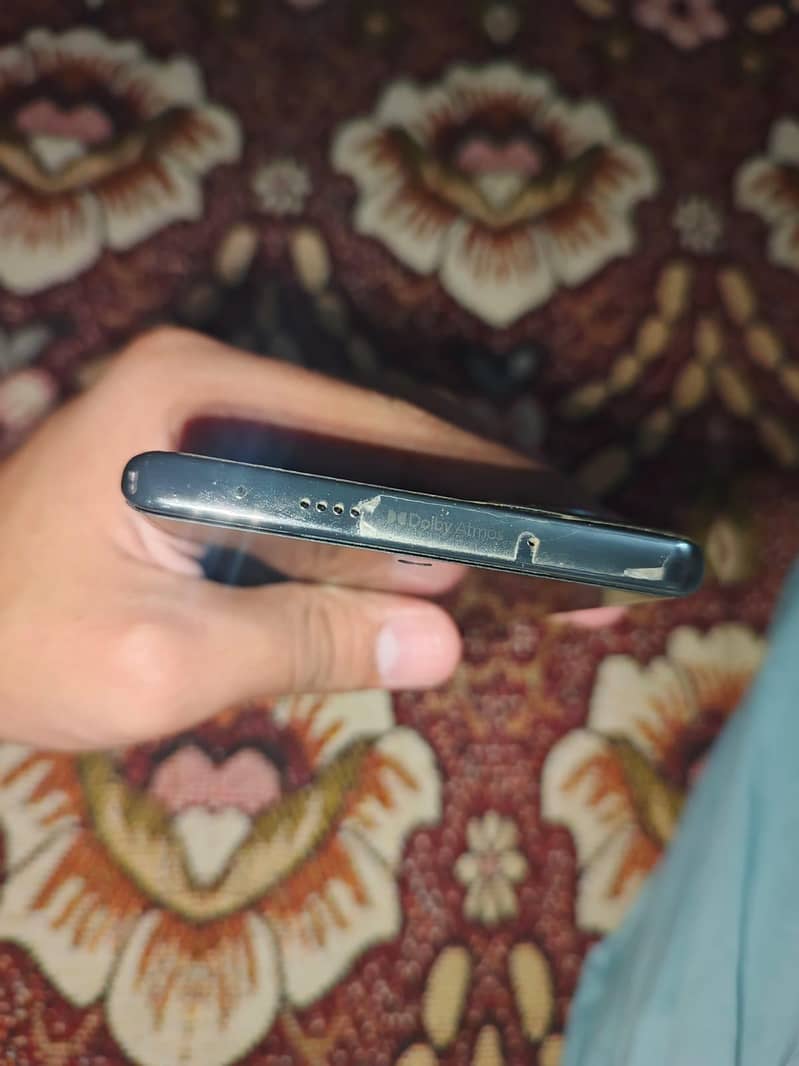 Tecno CAMON 40 Pro 6