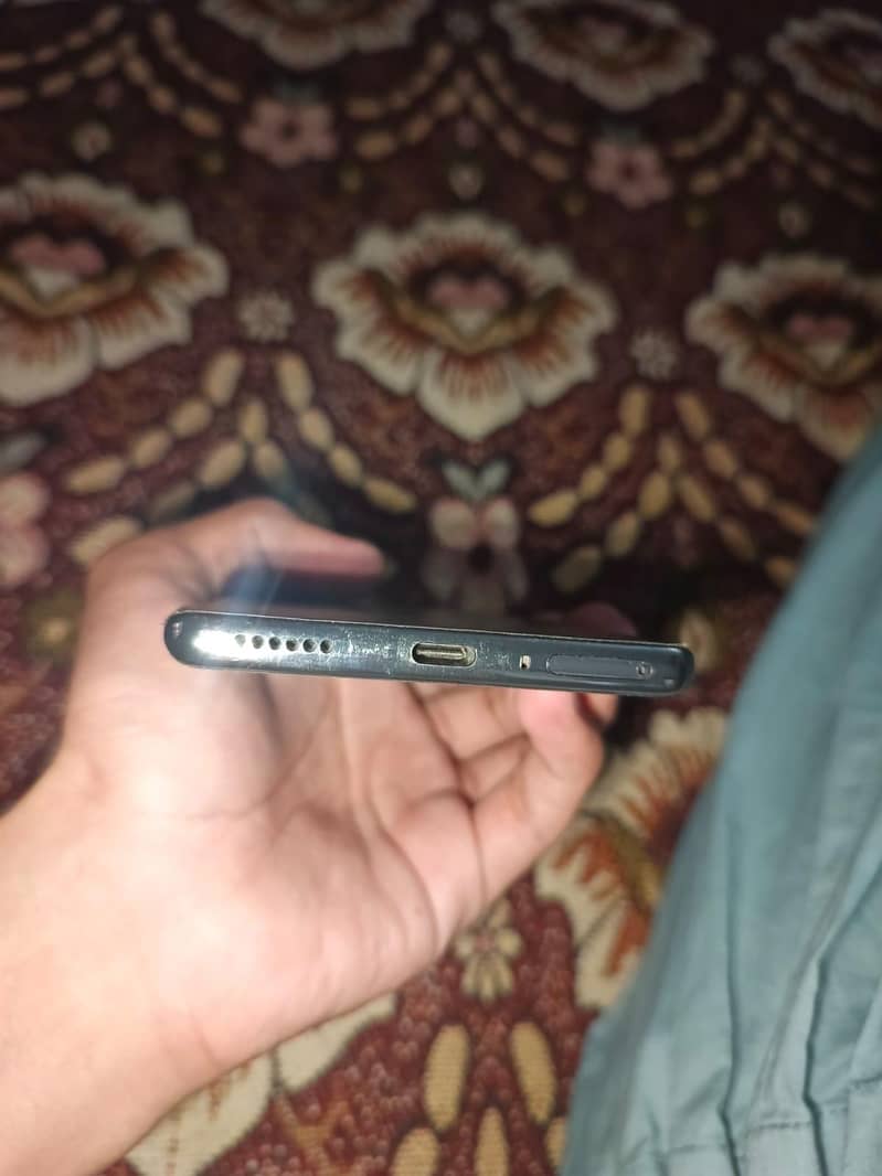 Tecno CAMON 40 Pro 7