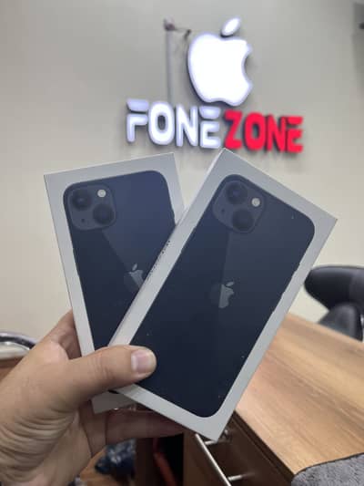 Apple iPhone 13