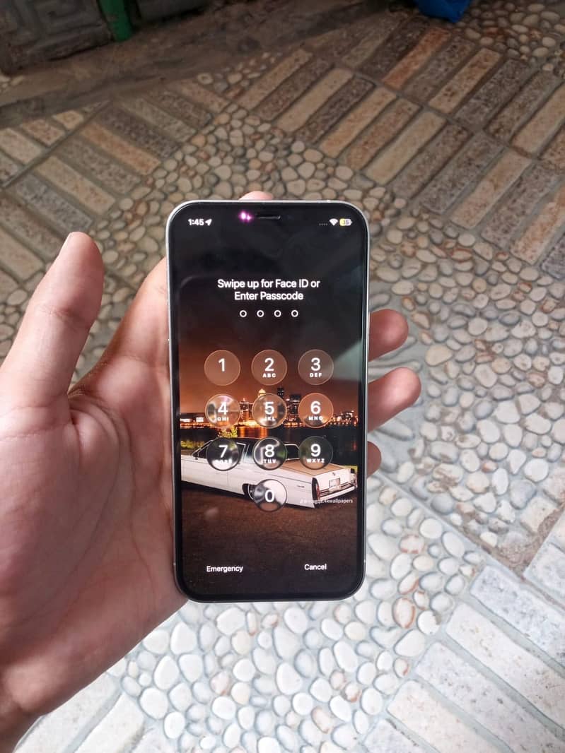 Apple iPhone 12 Pro 1