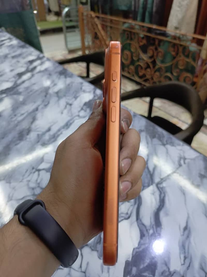 Apple iPhone 17 Pro Max 2