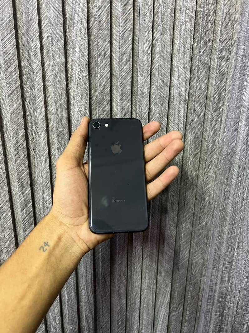 Iphone 8 sim time 3
