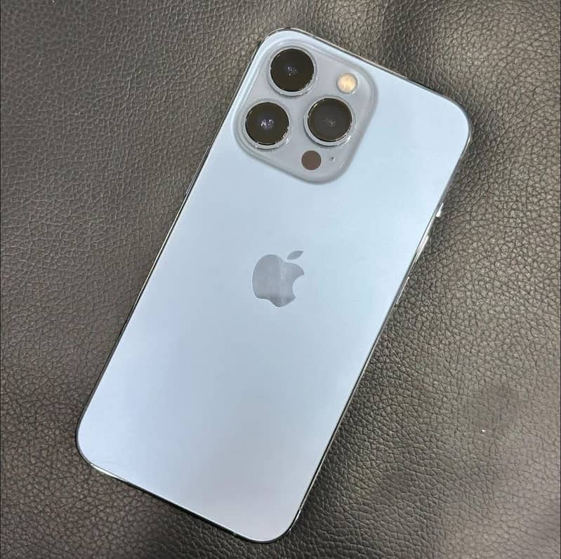 Apple iPhone 13 Pro 0