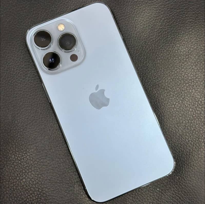 Apple iPhone 13 Pro 3