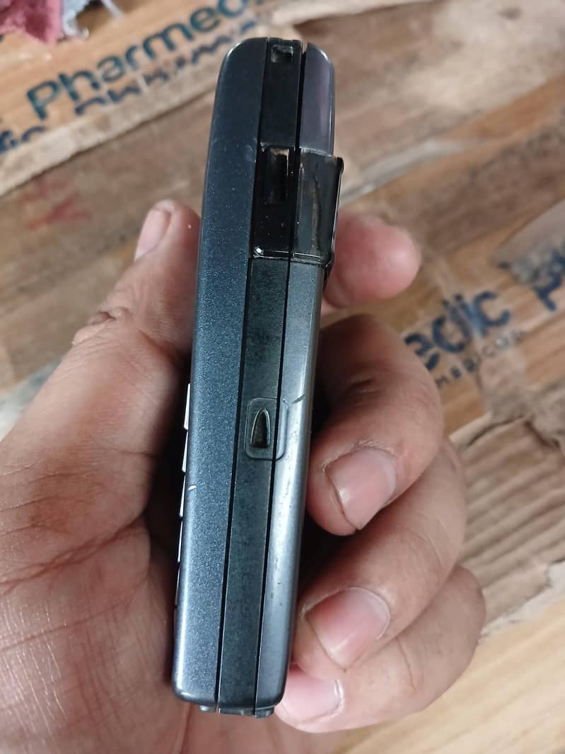 Nokia 6230i 1