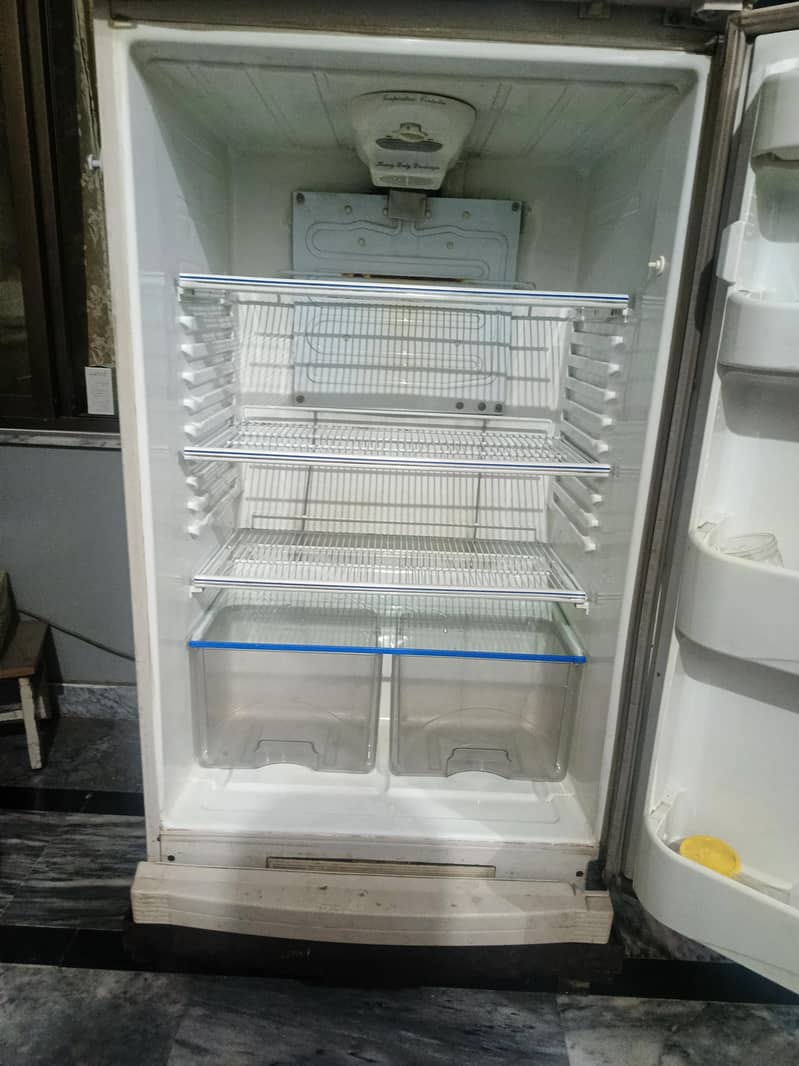 Refrigerator 3