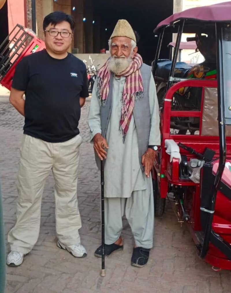 E-Loader Rickshaw 0