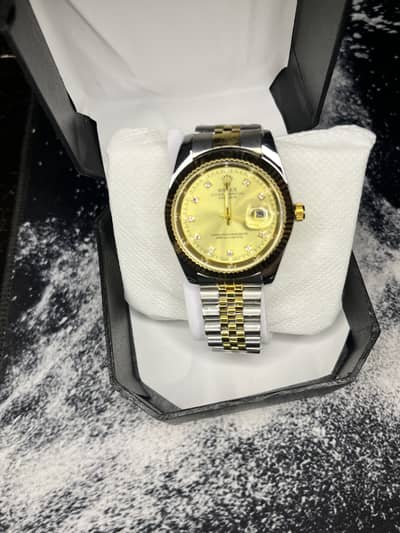 Men’s Luxury Style Watches – 4 Colors Available – With Box