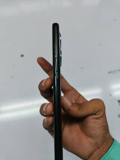 Sparx Edge 20 Pro 8+8 256 with box