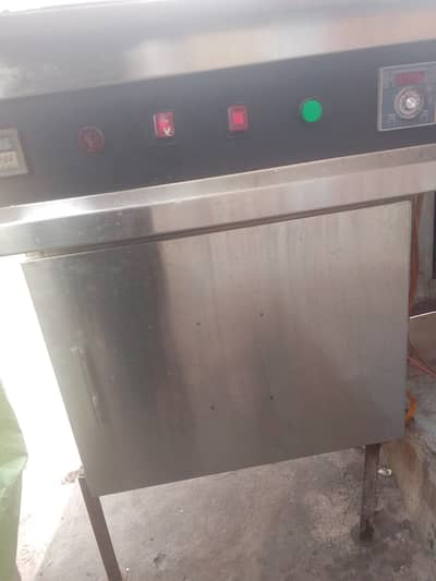 2 month used hoya ha bilkul new ha condition Sirf 2 maherna hoya Liya